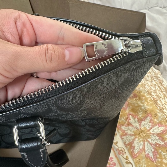 NWT Coach Graphite Black Signature Coated Canvas City Tote Shoulder Handbag - Picture 12 of 16